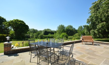 5 Bed in Gressenhall 6