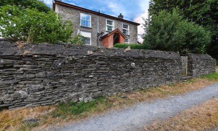 3 Bed in Machynlleth 2