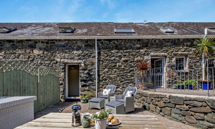 2 Bed in Pwllheli