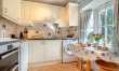 2 Bed in Padstow 3