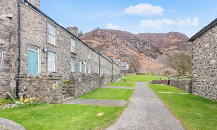 4 Bed in Nant Gwrtheyrn 3