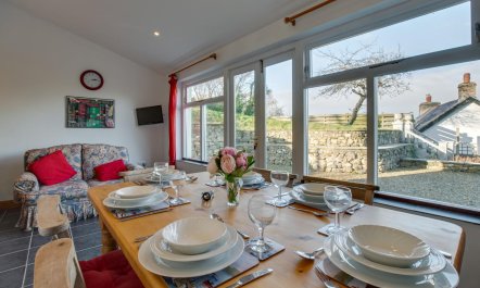 3 Bed in Newport 2