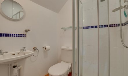 3 Bed in Newport 9