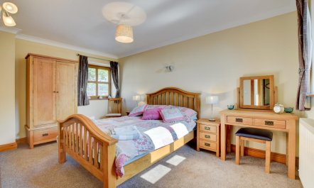 2 Bed in Aberystwyth 6