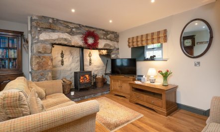 2 Bed in Abersoch 1