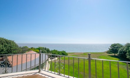 7 Bed in Felixstowe 9