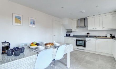 2 Bed in Swanage 5