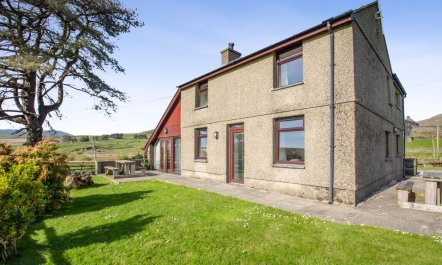 4 Bed in Porthmadog 2