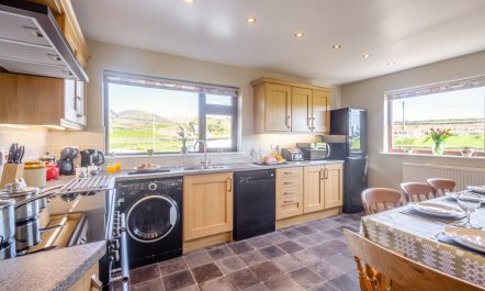 4 Bed in Porthmadog 4