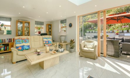 5 Bed in Tresaith 7