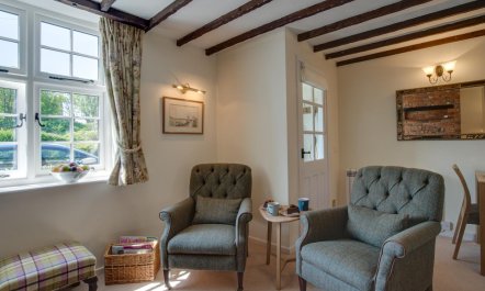 2 Bed in Castle Acre 7