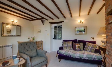 2 Bed in Castle Acre 6