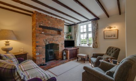 2 Bed in Castle Acre 1