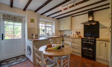 2 Bed in Castle Acre 2