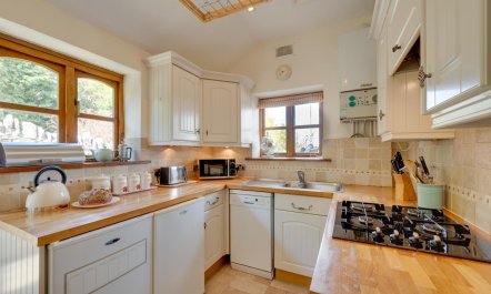 2 Bed in Swanage 6