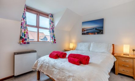 2 Bed in Whitby 1