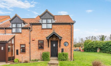 2 Bed in Whitby