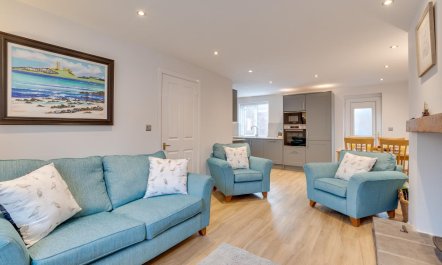 2 Bed in Seahouses 2