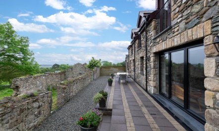 4 Bed in Bodorgan 5