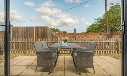 2 Bed in Surlingham 3