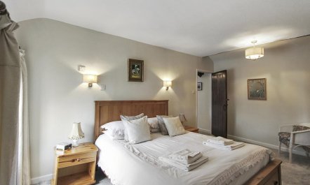 2 Bed in Castleton 9