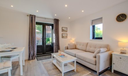 1 Bed in Hernhill 2