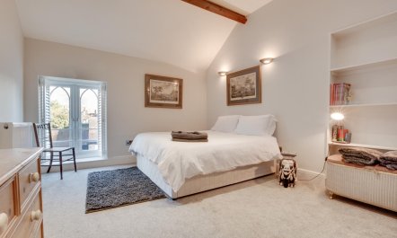4 Bed in Darley Bridge 7