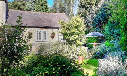 4 Bed in Darley Bridge 6