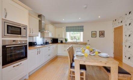 2 Bed in Bamburgh 7