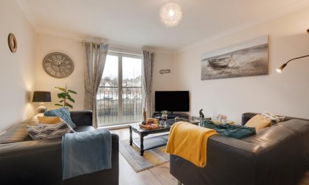 2 Bed in Whitby 3