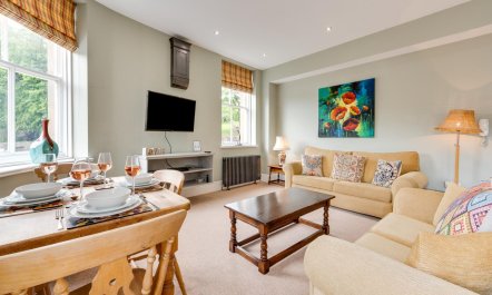 2 Bed in Buxton 1