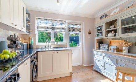 2 Bed in Wortwell 1