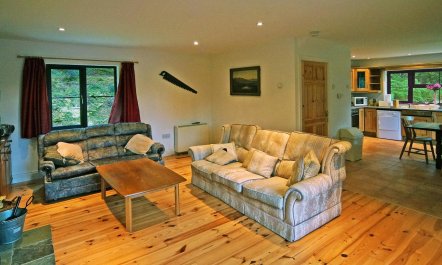 3 Bed in Kenmare 3