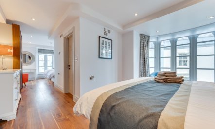 5 Bed in Tenby 8