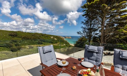 4 Bed in St. Levan 3