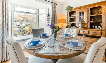 3 Bed in Looe