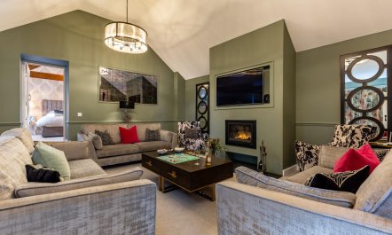 6 Bed in Montgomery 3
