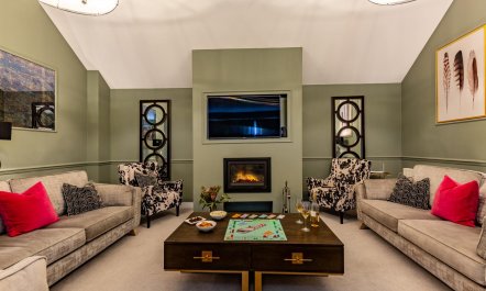 6 Bed in Montgomery 2
