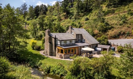 5 Bed in Chirbury 2