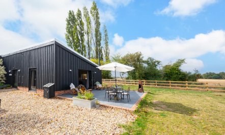 2 Bed in Gosbeck 3