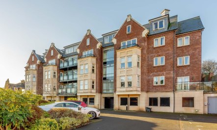 2 Bed in Whitby 1