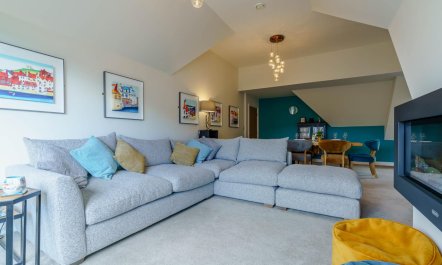 2 Bed in Whitby 3