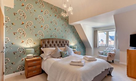 2 Bed in Whitby 2