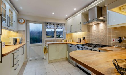 2 Bed in Overstrand 8