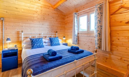1 Bed in Devils Bridge 8