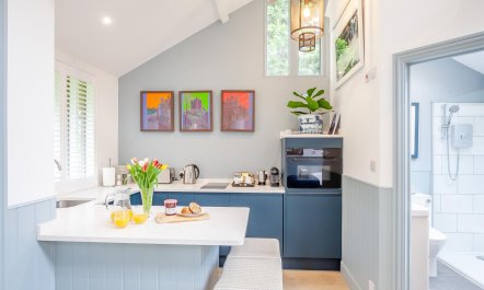 1 Bed in Dorking 8