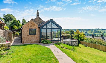 2 Bed in Hackney