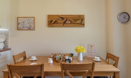 2 Bed in Ashford-in-the-Water 7