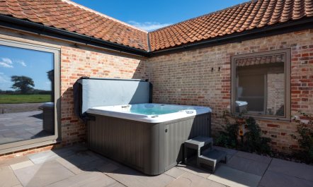 5 Bed in Hempnall 4