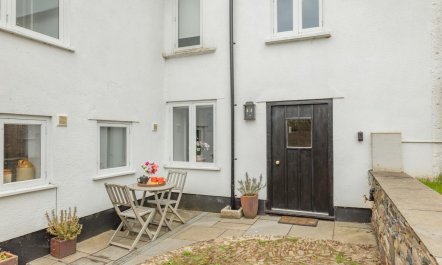1 Bed in Oakford 6